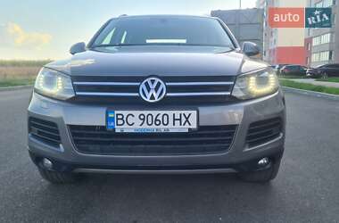 Позашляховик / Кросовер Volkswagen Touareg 2010 в 