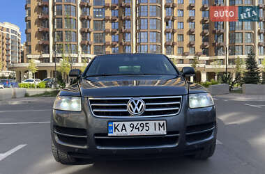 Позашляховик / Кросовер Volkswagen Touareg 2004 в 