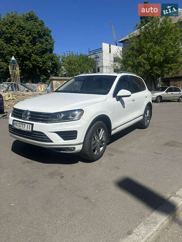 Volkswagen Touareg 2015