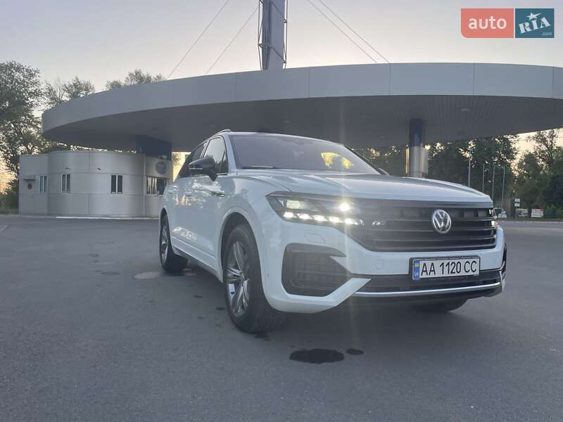 Позашляховик / Кросовер Volkswagen Touareg 2018 в Кременчуці