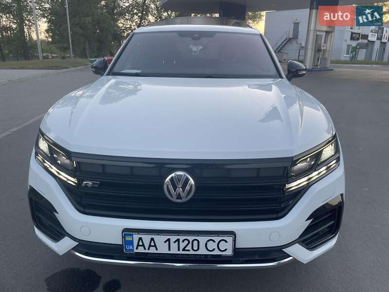 Позашляховик / Кросовер Volkswagen Touareg 2018 в Кременчуці