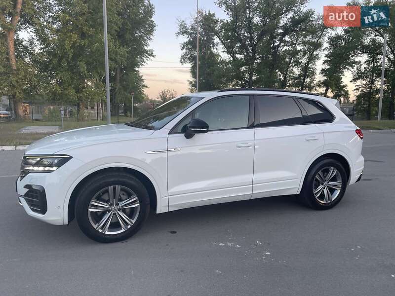 Позашляховик / Кросовер Volkswagen Touareg 2018 в Кременчуці
