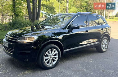 Позашляховик / Кросовер Volkswagen Touareg 2012 в Дніпрі