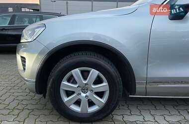 Позашляховик / Кросовер Volkswagen Touareg 2016 в 