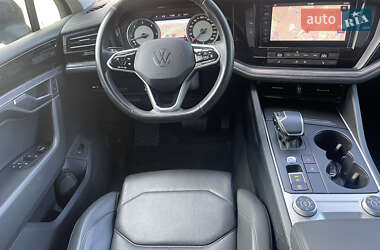 Позашляховик / Кросовер Volkswagen Touareg 2021 в 