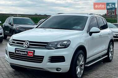 Внедорожник / Кроссовер Volkswagen Touareg 2013 в Львове