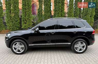 Позашляховик / Кросовер Volkswagen Touareg 2010 в 