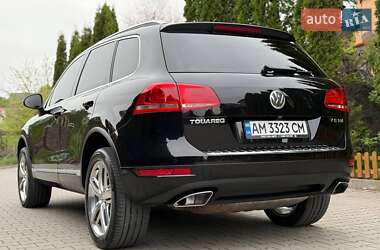 Позашляховик / Кросовер Volkswagen Touareg 2010 в 