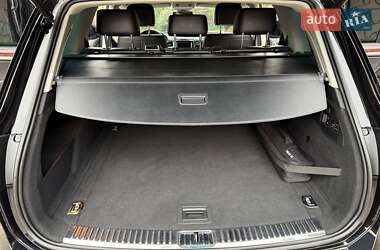 Позашляховик / Кросовер Volkswagen Touareg 2010 в 
