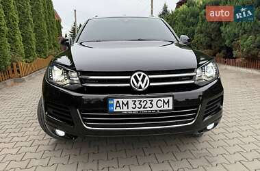 Позашляховик / Кросовер Volkswagen Touareg 2010 в 