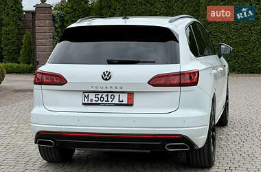 Позашляховик / Кросовер Volkswagen Touareg 2022 в 