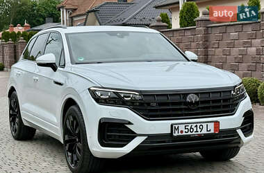 Позашляховик / Кросовер Volkswagen Touareg 2022 в 