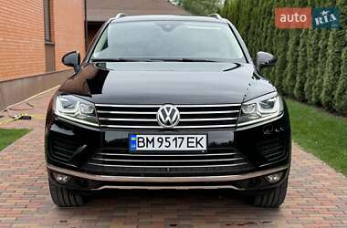 Позашляховик / Кросовер Volkswagen Touareg 2017 в 