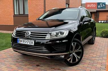 Внедорожник / Кроссовер Volkswagen Touareg 2017 в Киеве