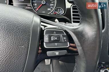 Позашляховик / Кросовер Volkswagen Touareg 2017 в 