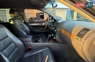 Внедорожник / Кроссовер Volkswagen Touareg 2008 в 