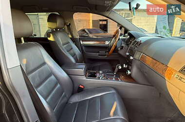 Внедорожник / Кроссовер Volkswagen Touareg 2008 в 