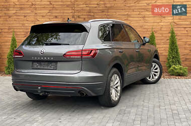 Позашляховик / Кросовер Volkswagen Touareg 2019 в 