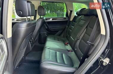 Внедорожник / Кроссовер Volkswagen Touareg 2014 в 