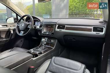 Внедорожник / Кроссовер Volkswagen Touareg 2014 в 