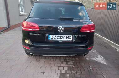 Внедорожник / Кроссовер Volkswagen Touareg 2011 в 