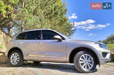 Внедорожник / Кроссовер Volkswagen Touareg 2017 в Дубно