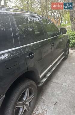 Позашляховик / Кросовер Volkswagen Touareg 2008 в 