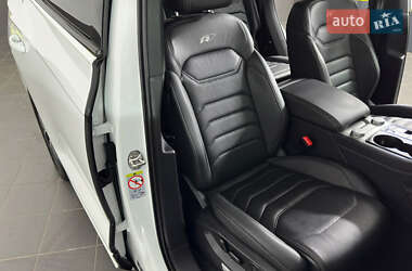 Внедорожник / Кроссовер Volkswagen Touareg 2021 в 