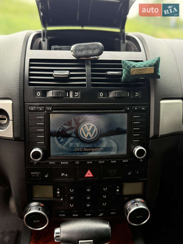 Внедорожник / Кроссовер Volkswagen Touareg 2006 в Киеве