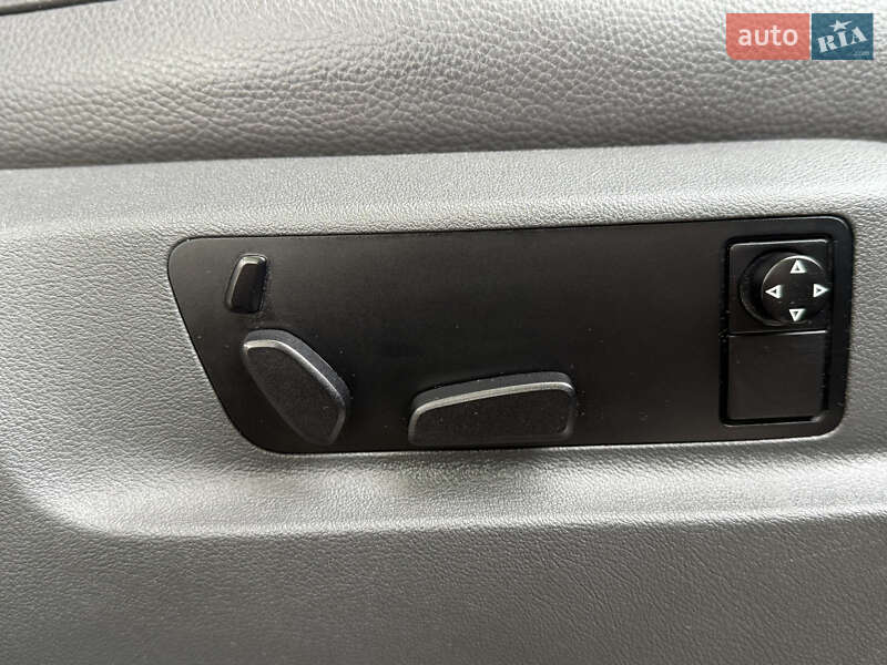 Внедорожник / Кроссовер Volkswagen Touareg 2006 в Киеве