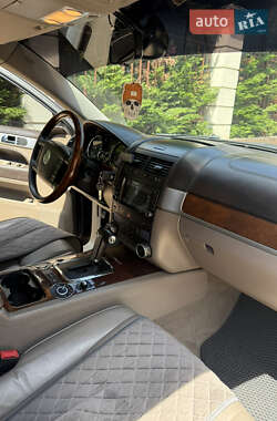 Позашляховик / Кросовер Volkswagen Touareg 2008 в 