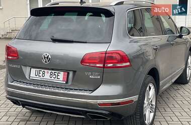 Внедорожник / Кроссовер Volkswagen Touareg 2016 в 