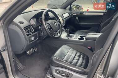Внедорожник / Кроссовер Volkswagen Touareg 2016 в 