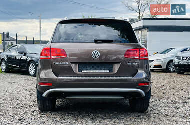 Внедорожник / Кроссовер Volkswagen Touareg 2012 в 