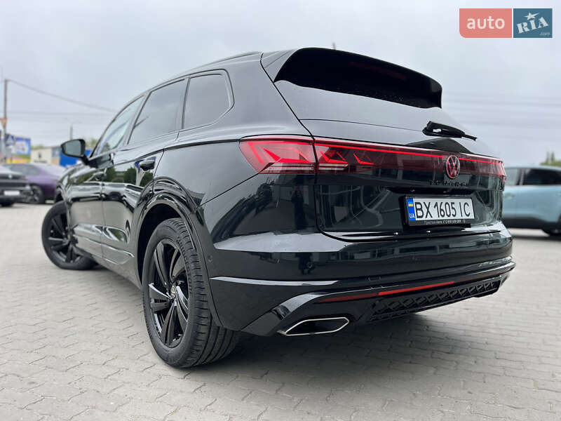 Позашляховик / Кросовер Volkswagen Touareg 2024 в Хмельницькому