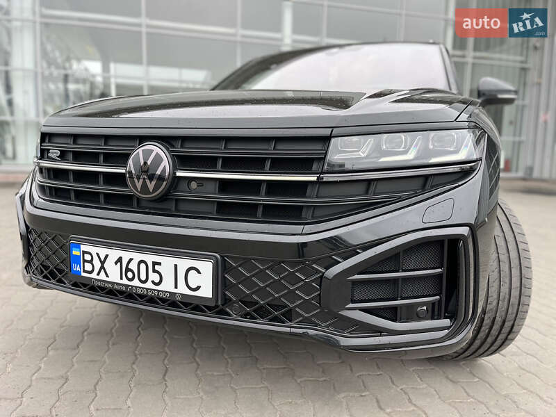 Позашляховик / Кросовер Volkswagen Touareg 2024 в Хмельницькому
