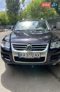 Позашляховик / Кросовер Volkswagen Touareg 2007 в 