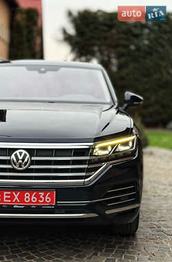 Внедорожник / Кроссовер Volkswagen Touareg 2020 в 