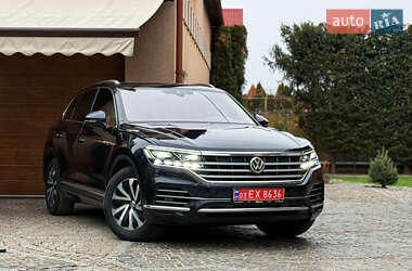 Внедорожник / Кроссовер Volkswagen Touareg 2020 в Мукачево