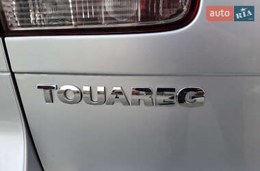 Внедорожник / Кроссовер Volkswagen Touareg 2008 в 
