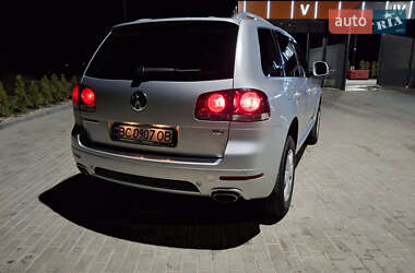 Внедорожник / Кроссовер Volkswagen Touareg 2008 в 