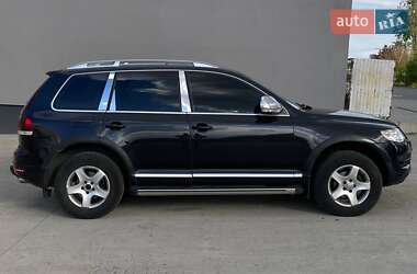 Внедорожник / Кроссовер Volkswagen Touareg 2008 в 