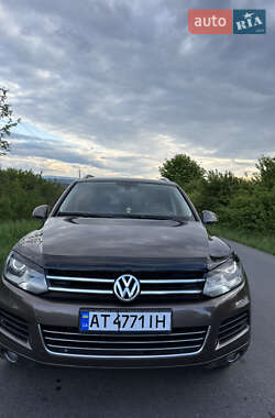 Внедорожник / Кроссовер Volkswagen Touareg 2011 в Коломые
