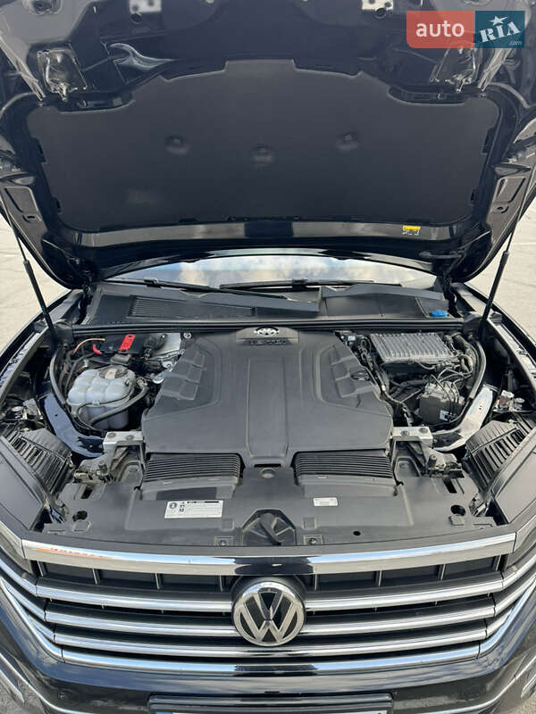 Внедорожник / Кроссовер Volkswagen Touareg 2019 в Полтаве фото 51 Внедорожник / Кроссовер Volkswagen Touareg 2019 в Полтаве