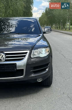 Позашляховик / Кросовер Volkswagen Touareg 2007 в 