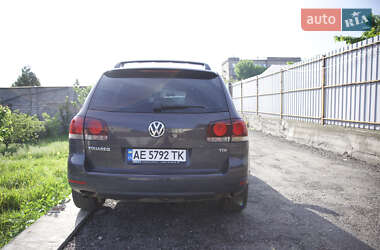 Внедорожник / Кроссовер Volkswagen Touareg 2008 в 