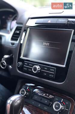 Внедорожник / Кроссовер Volkswagen Touareg 2013 в Коломые