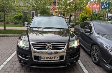 Позашляховик / Кросовер Volkswagen Touareg 2008 в 