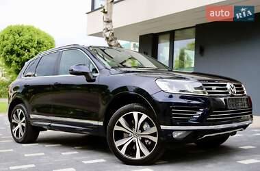 Внедорожник / Кроссовер Volkswagen Touareg 2016 в 