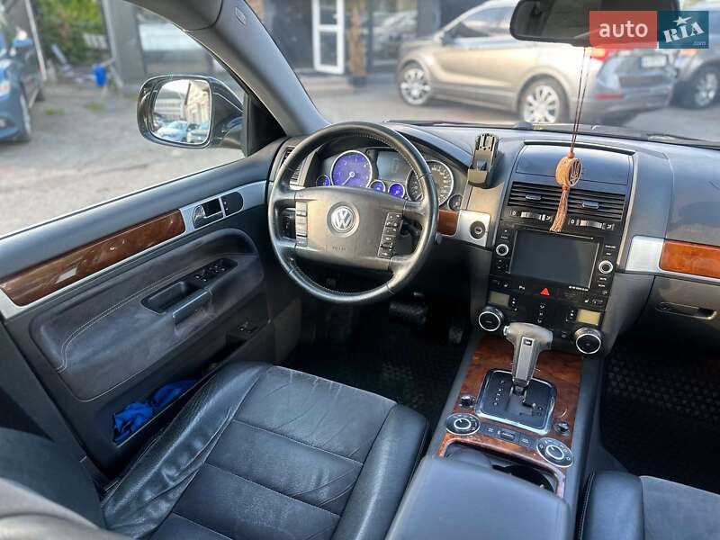 Позашляховик / Кросовер Volkswagen Touareg 2008 в Вінниці